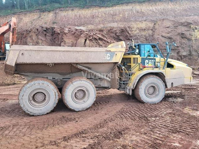 Caterpillar 745C - Máy xới đất vườn: hình 1 Caterpillar 745C - Máy xới đất vườn: hình 1