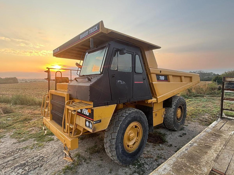 Caterpillar 769D - Xe ben đổ: hình 1 Caterpillar 769D - Xe ben đổ: hình 1