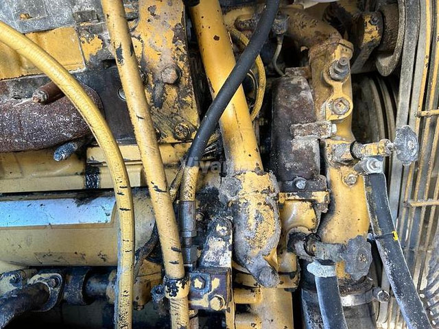 Xe ben đổ Caterpillar 771D: hình 9 Xe ben đổ Caterpillar 771D: hình 9