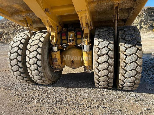 Xe ben đổ Caterpillar 771D: hình 8 Xe ben đổ Caterpillar 771D: hình 8