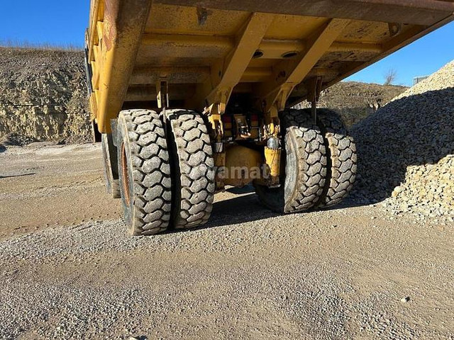 Xe ben đổ Caterpillar 771D: hình 6 Xe ben đổ Caterpillar 771D: hình 6