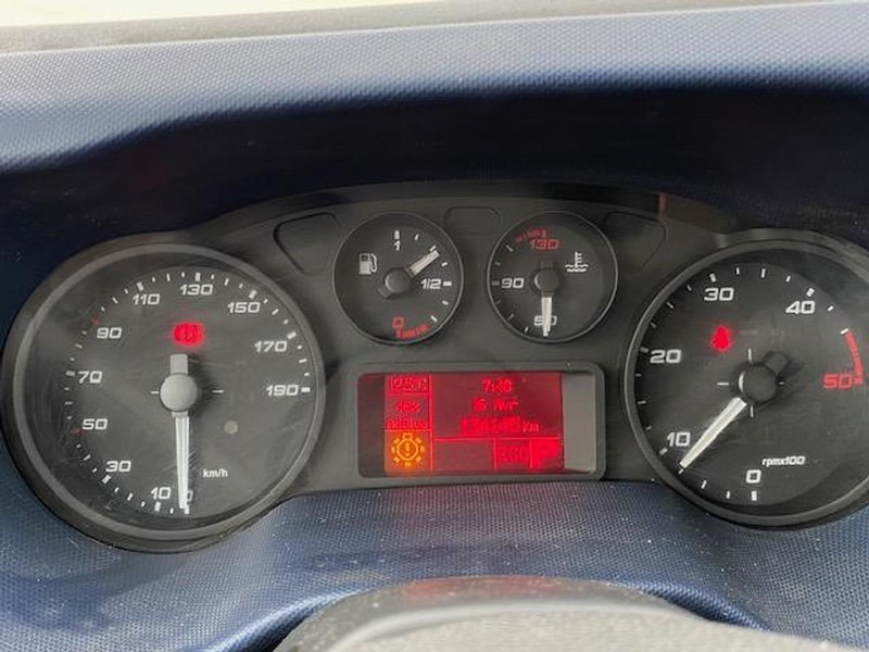 Iveco 35C18 - Xe ben: hình 1 Iveco 35C18 - Xe ben: hình 1