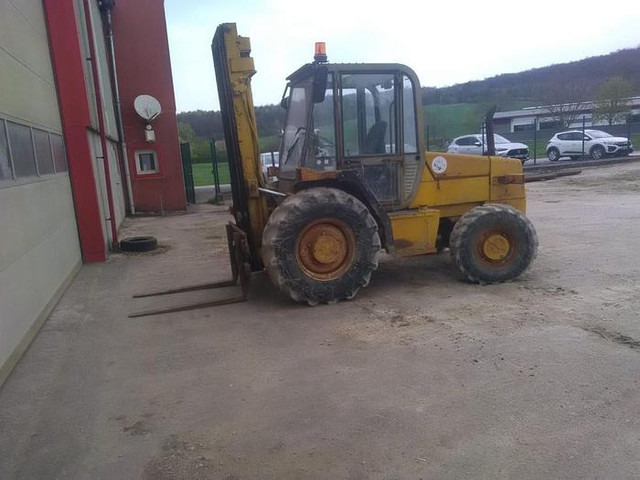 JCB 930 - Xe nâng: hình 2 JCB 930 - Xe nâng: hình 2