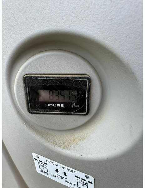 Kobelco SK75 - Máy xúc mini: hình 3 Kobelco SK75 - Máy xúc mini: hình 3