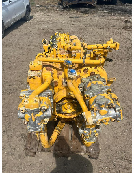 Komatsu SAA6D140E-2 Komatsu engine HD325 - Động cơ: hình 2 Komatsu SAA6D140E-2 Komatsu engine HD325 - Động cơ: hình 2