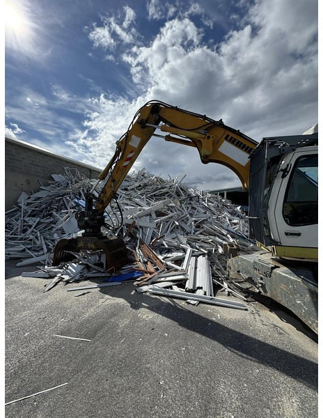 Liebherr A316 Li - Máy xúc: hình 2 Liebherr A316 Li - Máy xúc: hình 2