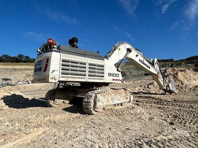 Liebherr R9100 - Máy xúc: hình 1 Liebherr R9100 - Máy xúc: hình 1