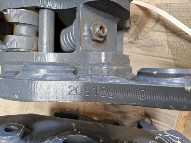 Kubota U27 - Máy móc xây dựng: hình 4 Kubota U27 - Máy móc xây dựng: hình 4