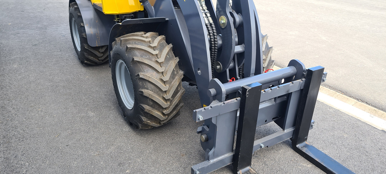 Máy xúc lật mini gấp khúc mới Eurotrac W11 Radlader Hoflader: hình 9
