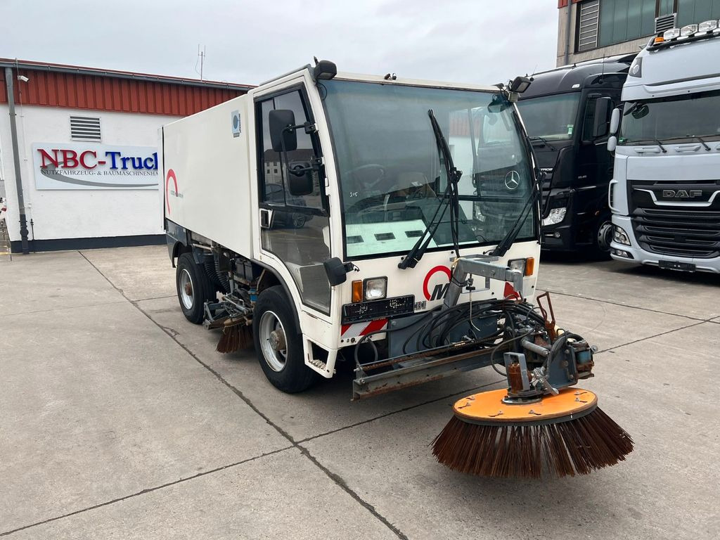 AEBI MFH 5000 * IVECO MOTOR * KLIMA * - Xe quét đường: hình 2 AEBI MFH 5000 * IVECO MOTOR * KLIMA * - Xe quét đường: hình 2