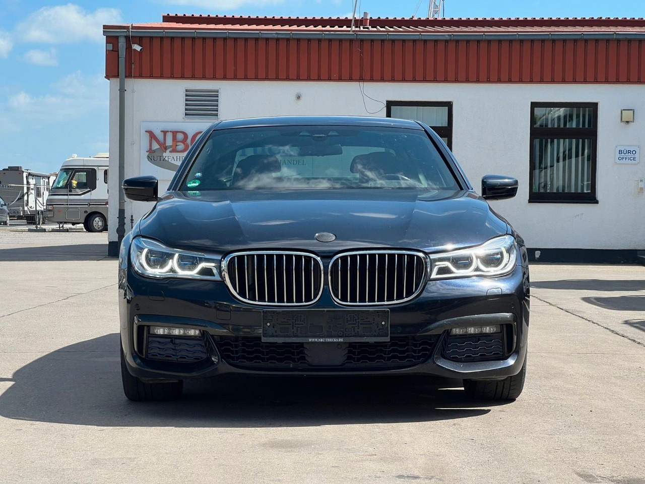 BMW 740D*xDrive*ACC* MASSAGE *STANDHE *LUFT*M PAKET BMW 740D*xDrive*ACC* MASSAGE *STANDHE *LUFT*M PAKET - Sedan: hình 2 BMW 740D*xDrive*ACC* MASSAGE *STANDHE *LUFT*M PAKET BMW 740D*xDrive*ACC* MASSAGE *STANDHE *LUFT*M PAKET - Sedan: hình 2