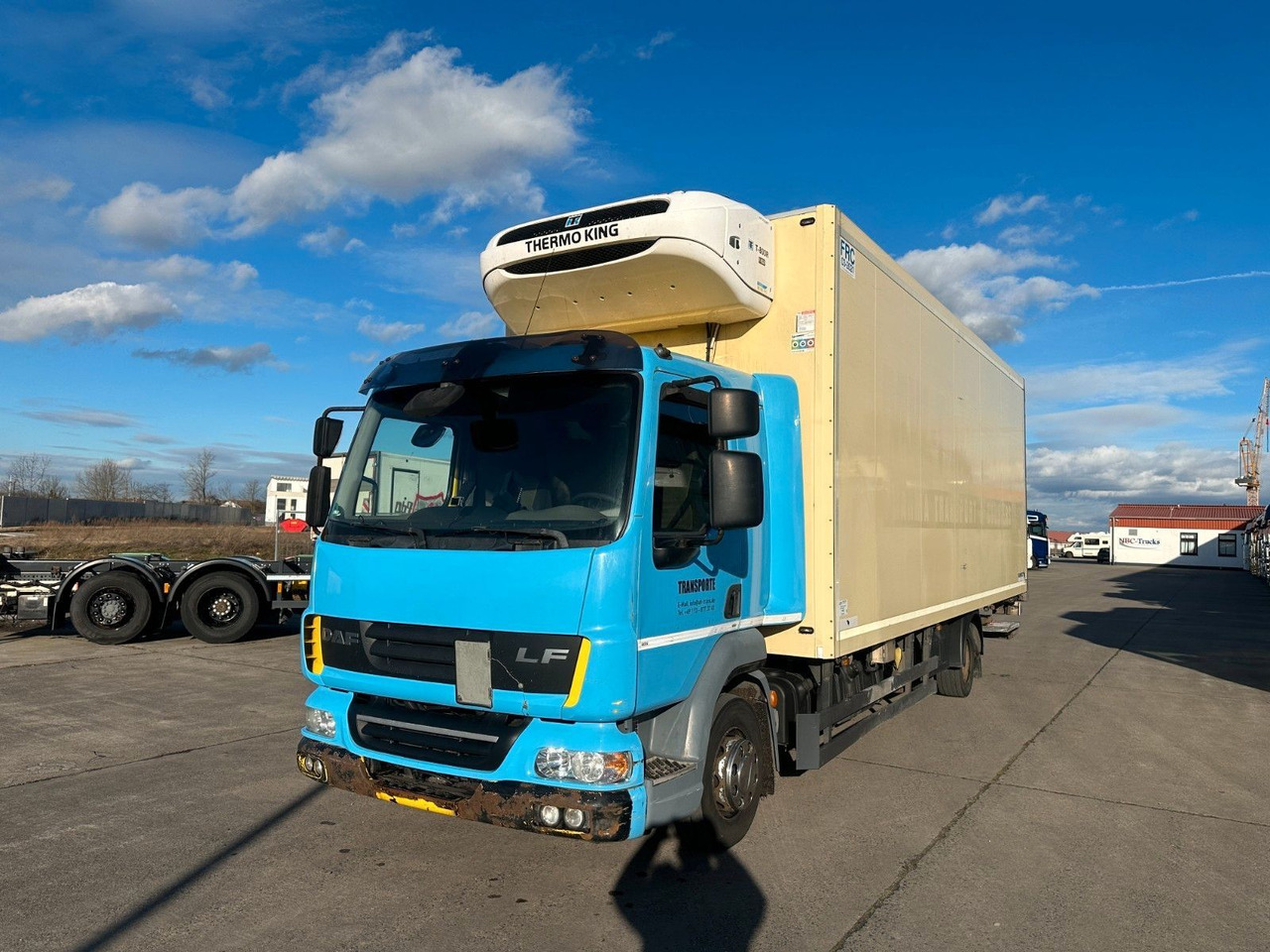 DAF LF 45.250 * THERMO-KING * AUTOMATIK * SCHMITZ * - Xe tải đông lạnh: hình 1 DAF LF 45.250 * THERMO-KING * AUTOMATIK * SCHMITZ * - Xe tải đông lạnh: hình 1