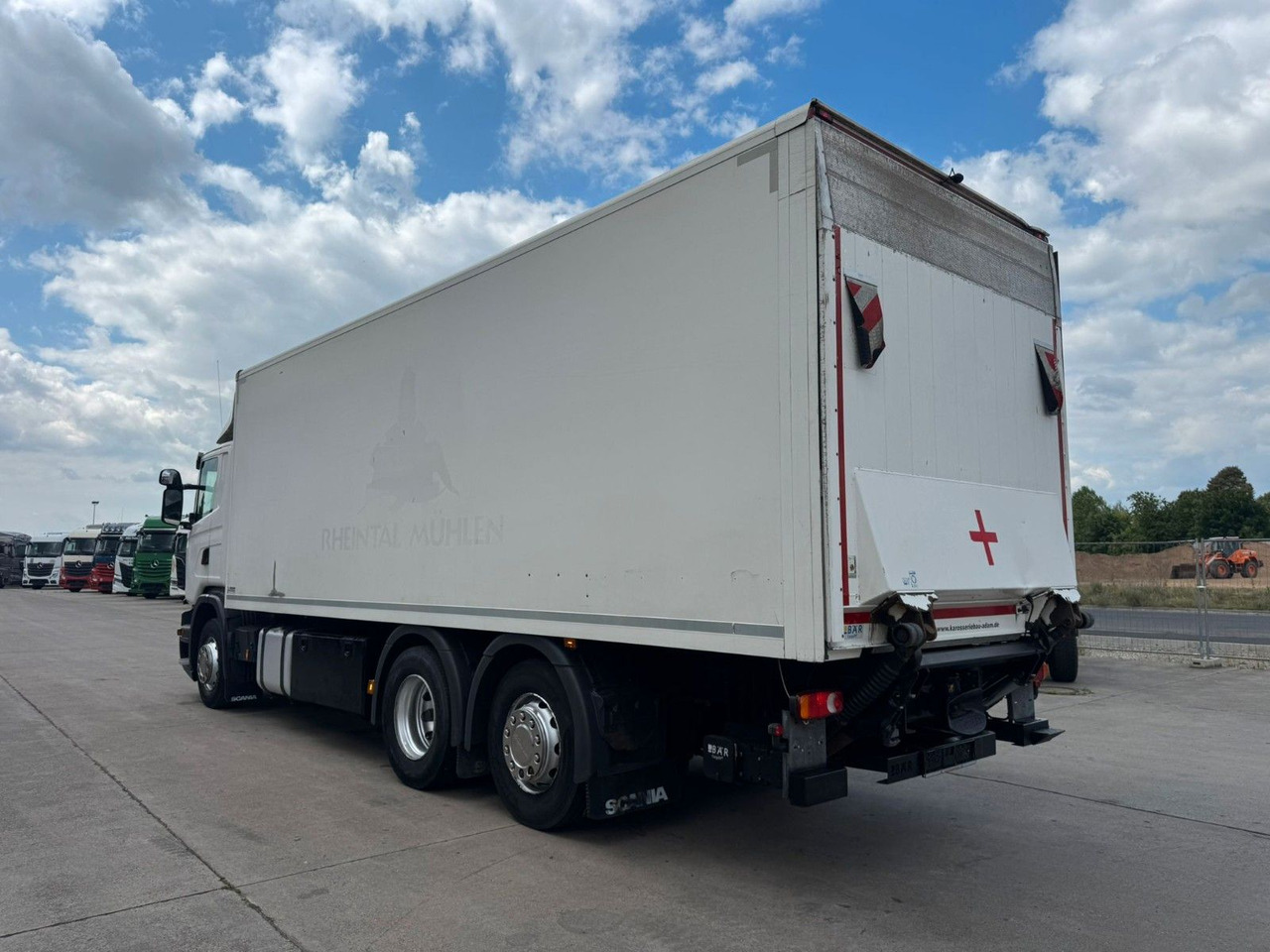 Scania P 380 * KOFFER * LBW 3 TON * LENK / LIFTACHSE * - Xe tải hộp: hình 4 Scania P 380 * KOFFER * LBW 3 TON * LENK / LIFTACHSE * - Xe tải hộp: hình 4