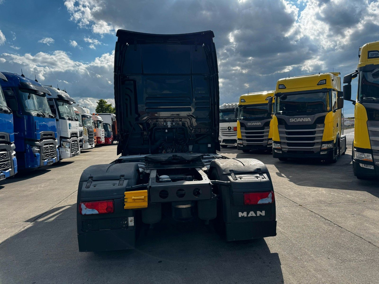 MAN TGX 18.500 * XXL * VOLLVERKLEIDUNG * - Xe đầu kéo: hình 5 MAN TGX 18.500 * XXL * VOLLVERKLEIDUNG * - Xe đầu kéo: hình 5