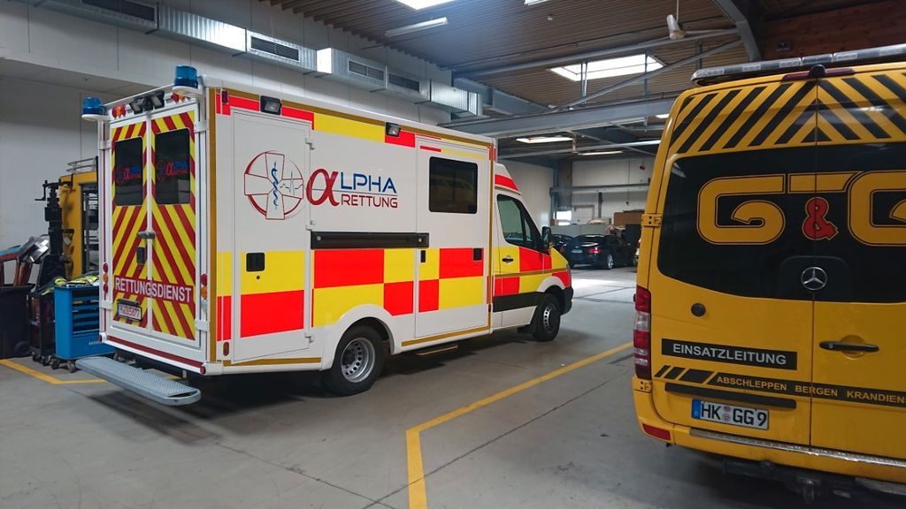 Mercedes-Benz Sprinter 519 ATM 0 KM WAS Koffer Mercedes-Benz Sprinter 519 ATM 0 KM WAS Koffer - Xe cứu thương: hình 1 Mercedes-Benz Sprinter 519 ATM 0 KM WAS Koffer Mercedes-Benz Sprinter 519 ATM 0 KM WAS Koffer - Xe cứu thương: hình 1