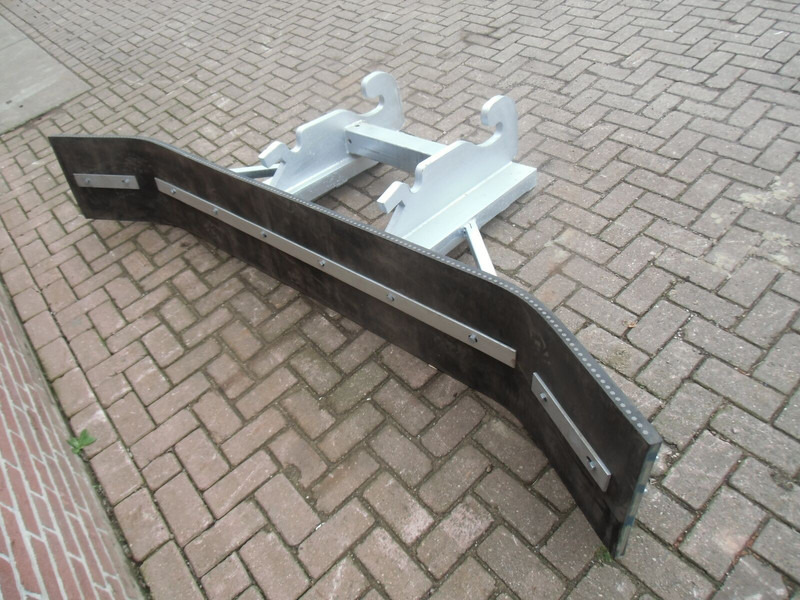 N4610, Rubberschuif CW 2/3 - Thiết bị xới đất: hình 3 N4610, Rubberschuif CW 2/3 - Thiết bị xới đất: hình 3