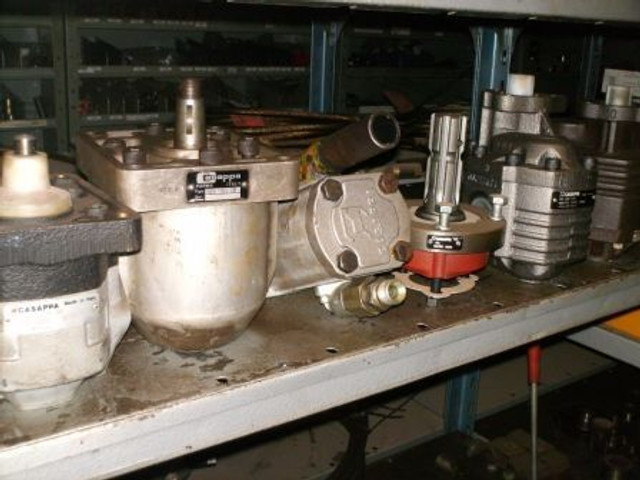 Onbekend - Bơm thủy lực: hình 1 Onbekend - Bơm thủy lực: hình 1