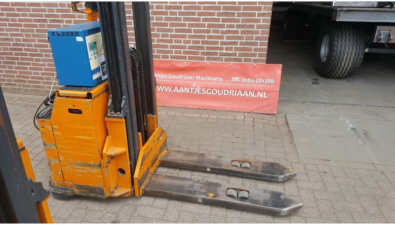 Still EGV1250 DO - Máy xếp chồng: hình 4 Still EGV1250 DO - Máy xếp chồng: hình 4