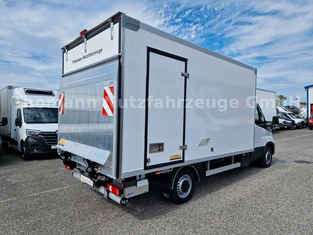 Iveco Daily 35S18 Kühlkoffer LBW BÄR Xarios 300 GH Iveco Daily 35S18 Kühlkoffer LBW BÄR Xarios 300 GH - Xe van đông lạnh: hình 4 Iveco Daily 35S18 Kühlkoffer LBW BÄR Xarios 300 GH Iveco Daily 35S18 Kühlkoffer LBW BÄR Xarios 300 GH - Xe van đông lạnh: hình 4