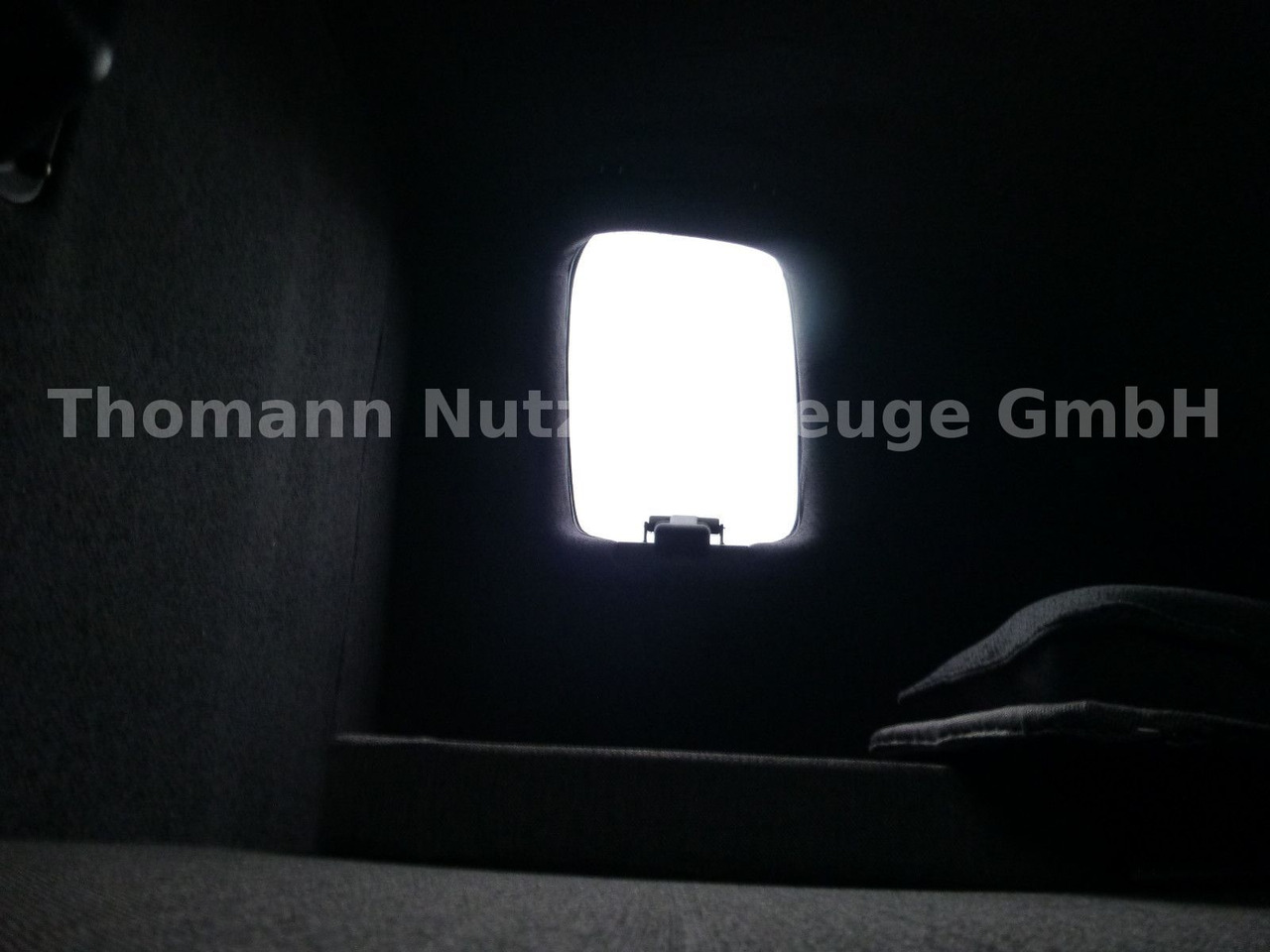 Xe van thùng mui bạt Renault NEW Master Pritsche Plane Schlafkabine: hình 23 Xe van thùng mui bạt Renault NEW Master Pritsche Plane Schlafkabine: hình 23