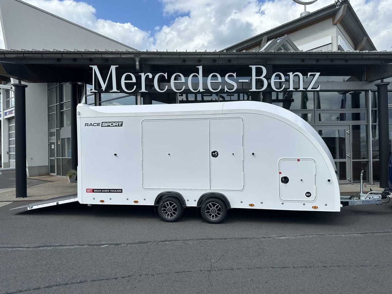 Brian James Race Sport Länge: 5,03 m / 3.000 kg - Rơ moóc tự động vận chuyển: hình 1 Brian James Race Sport Länge: 5,03 m / 3.000 kg - Rơ moóc tự động vận chuyển: hình 1
