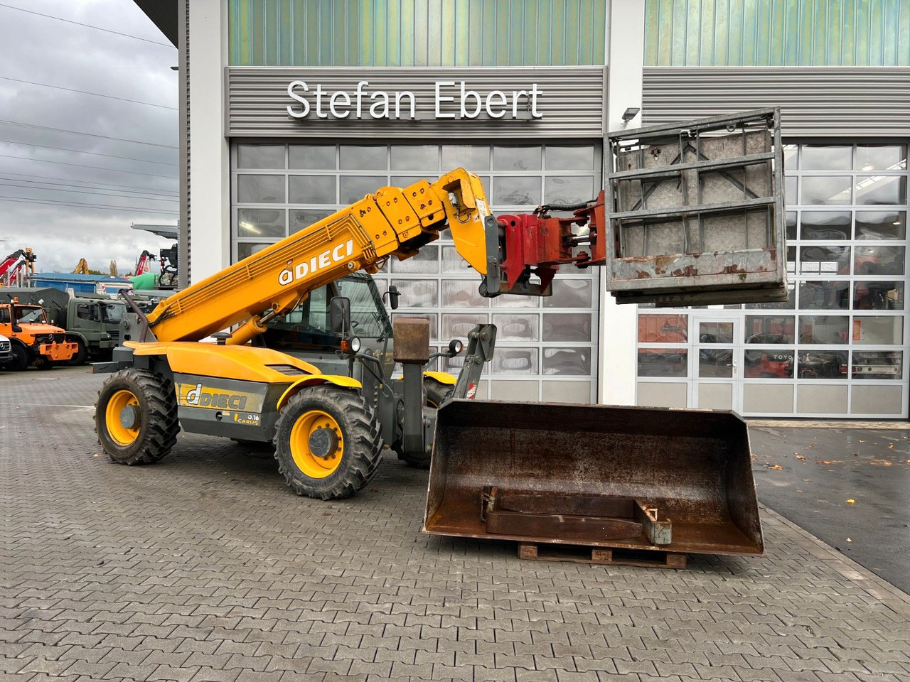 Dieci Icarus 40.16 ET 166 / 4.238 h / 2003 - Máy xúc lật bánh lốp: hình 1 Dieci Icarus 40.16 ET 166 / 4.238 h / 2003 - Máy xúc lật bánh lốp: hình 1