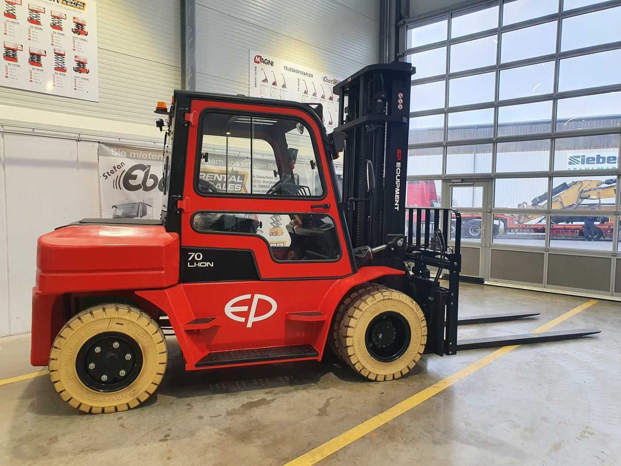EP Equipment EFL 702 / 7T / Triplex: 5,40m / ZVG - Xe nâng điện: hình 5 EP Equipment EFL 702 / 7T / Triplex: 5,40m / ZVG - Xe nâng điện: hình 5