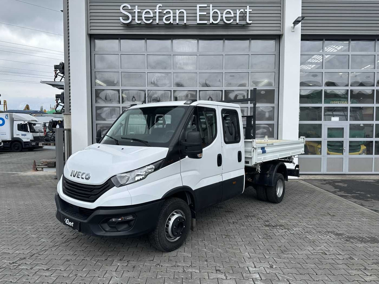 Iveco 70C18H 3-S.Kipper *R.3750mm*7Sitze*AHK* - Xe ben nhỏ: hình 1 Iveco 70C18H 3-S.Kipper *R.3750mm*7Sitze*AHK* - Xe ben nhỏ: hình 1