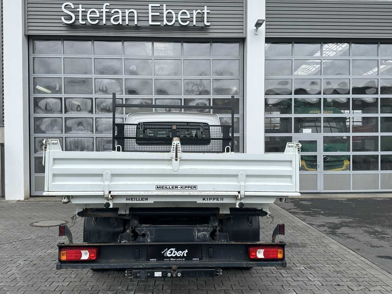 Iveco 70C18H 3-S.Kipper *R.3750mm*7Sitze*AHK* - Xe ben nhỏ: hình 4 Iveco 70C18H 3-S.Kipper *R.3750mm*7Sitze*AHK* - Xe ben nhỏ: hình 4