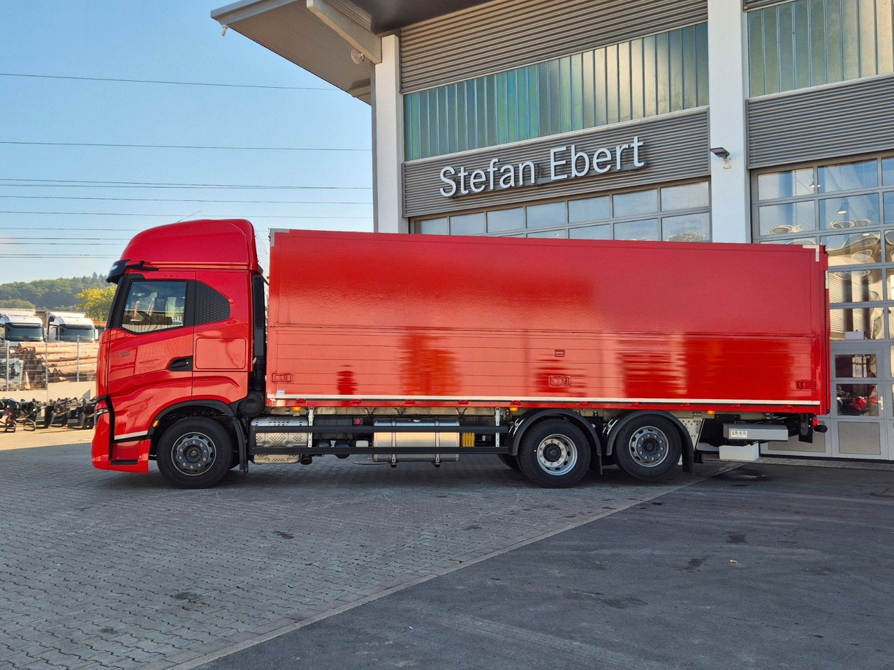 Iveco AS260S50Y/FS Schwenkwand LBW 2xAHK CAM Intarder - Xe tải đồ uống: hình 5 Iveco AS260S50Y/FS Schwenkwand LBW 2xAHK CAM Intarder - Xe tải đồ uống: hình 5