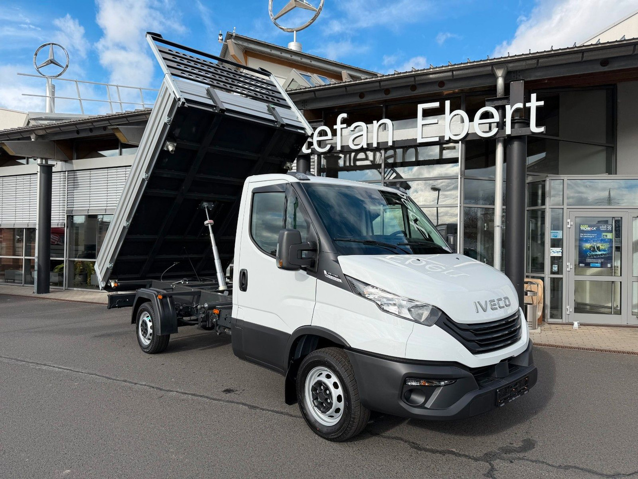 Iveco Daily 35S14 A8 *R3.450mm*Automatik*Klima* 4x - Xe ben nhỏ: hình 2 Iveco Daily 35S14 A8 *R3.450mm*Automatik*Klima* 4x - Xe ben nhỏ: hình 2