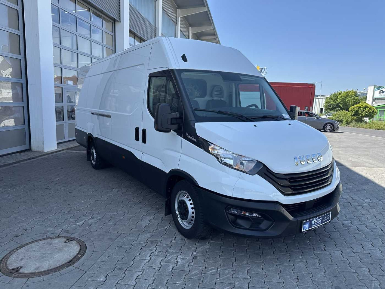 Iveco Daily 35S16 A8 *Klima*Radstand4.100mm* - Xe van chở hàng: hình 3 Iveco Daily 35S16 A8 *Klima*Radstand4.100mm* - Xe van chở hàng: hình 3
