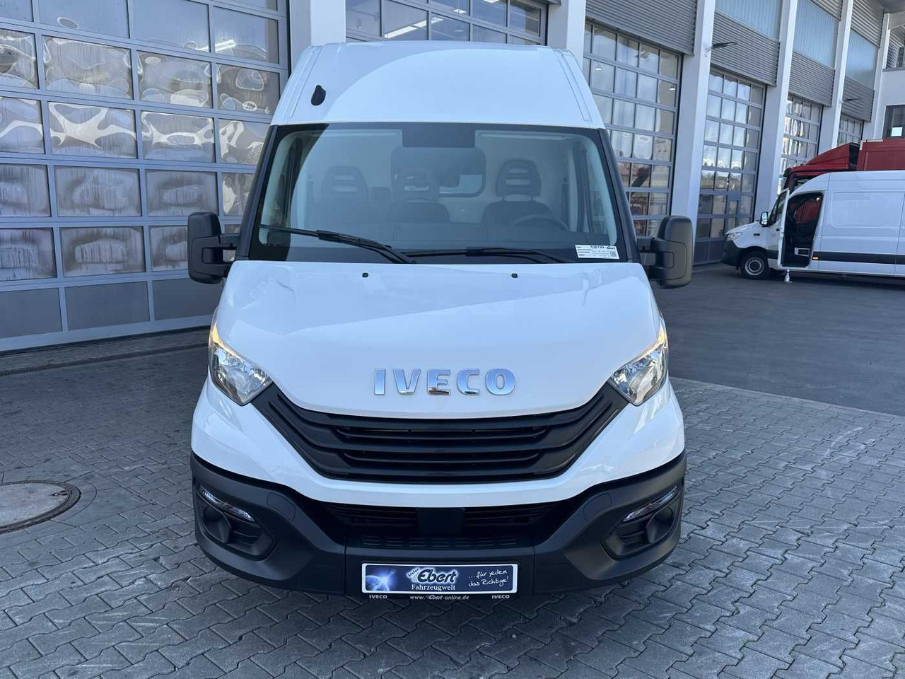 Iveco Daily 35S16 A8 *Klima*Radstand4.100mm* - Xe van chở hàng: hình 2 Iveco Daily 35S16 A8 *Klima*Radstand4.100mm* - Xe van chở hàng: hình 2