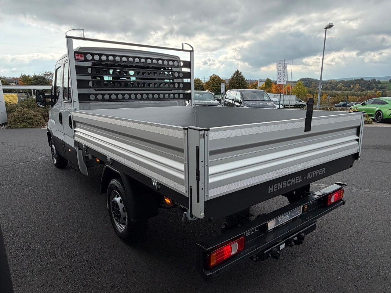 Iveco Daily 35S16 A8 *R.3450mm*Automatik*AHK*7-Sitze* - Xe ben nhỏ, Xe tải van: hình 4 Iveco Daily 35S16 A8 *R.3450mm*Automatik*AHK*7-Sitze* - Xe ben nhỏ, Xe tải van: hình 4