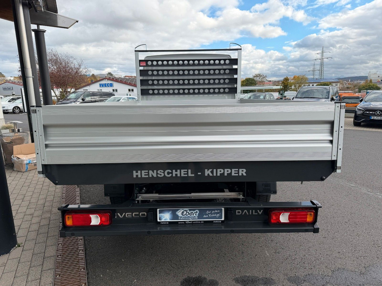 Iveco Daily 35S16 A8 *R3.450mm*Automatik*Klima* 3x - Xe ben nhỏ: hình 5 Iveco Daily 35S16 A8 *R3.450mm*Automatik*Klima* 3x - Xe ben nhỏ: hình 5