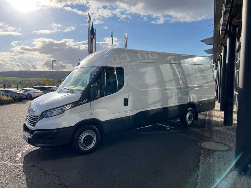 Iveco Daily 35S16 A8V *R4.100mm*Automatik*Navi* - Xe van chở hàng: hình 3 Iveco Daily 35S16 A8V *R4.100mm*Automatik*Navi* - Xe van chở hàng: hình 3