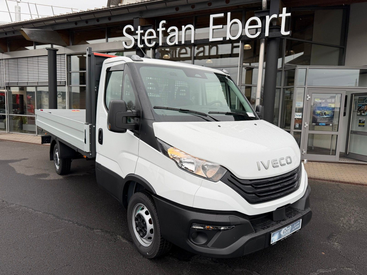 Iveco Daily 35S16 H 3.0L *R3.750mm*AHK*Klima* - Xe tải nhỏ phẳng: hình 1 Iveco Daily 35S16 H 3.0L *R3.750mm*AHK*Klima* - Xe tải nhỏ phẳng: hình 1