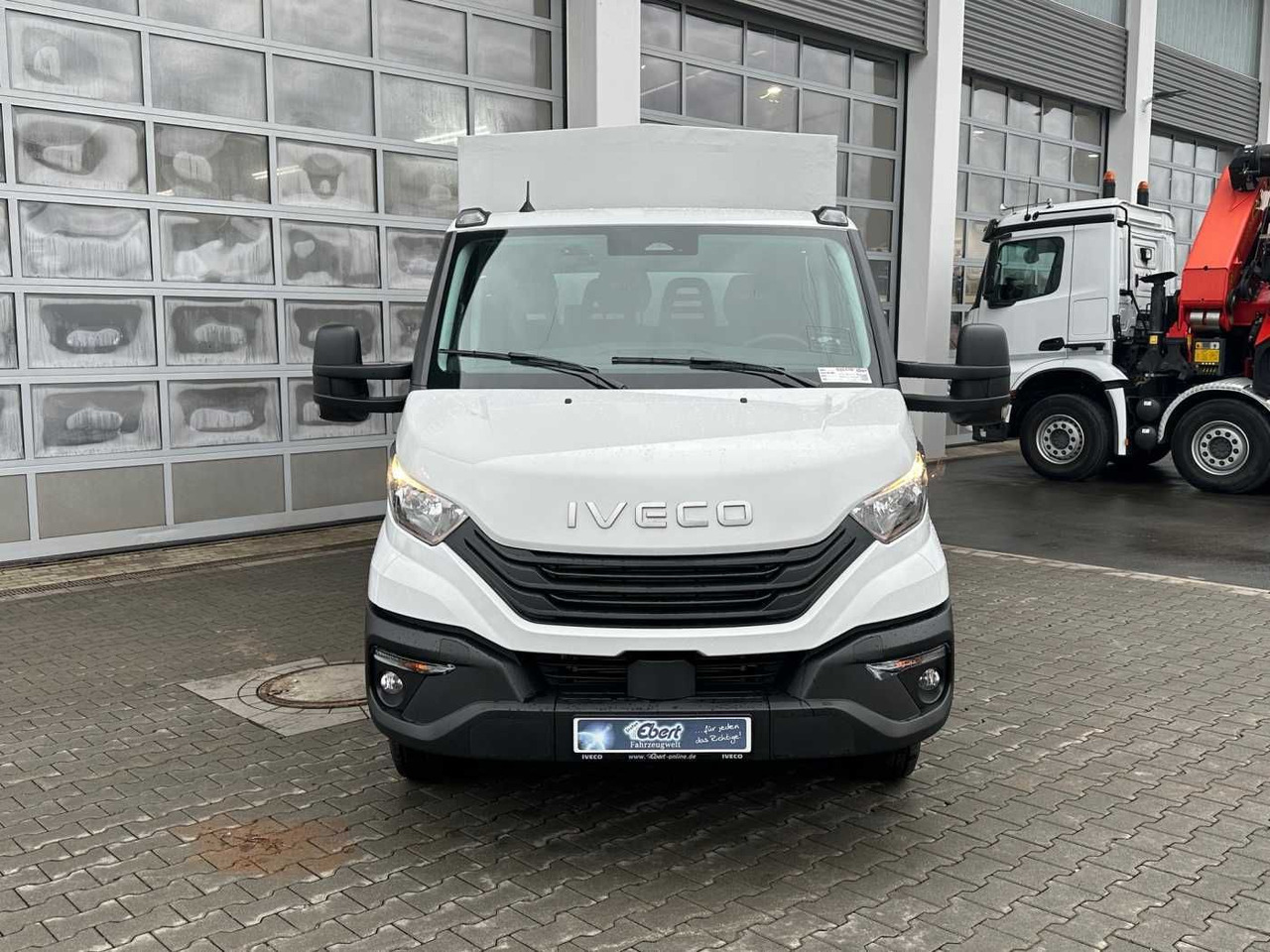 Iveco Daily 50C18H A8 DoKa *AHK*Automatik*7-Sitze* - Xe tải nhỏ phẳng, Xe tải van: hình 2 Iveco Daily 50C18H A8 DoKa *AHK*Automatik*7-Sitze* - Xe tải nhỏ phẳng, Xe tải van: hình 2