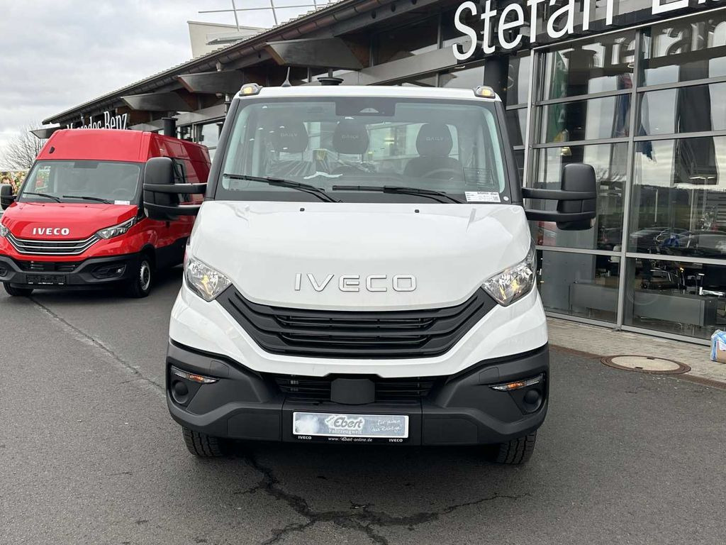 Iveco Daily 70C18 3.0L Abrollkipper *AHK*Luft*Sperre* - Xe tải nâng móc: hình 2 Iveco Daily 70C18 3.0L Abrollkipper *AHK*Luft*Sperre* - Xe tải nâng móc: hình 2