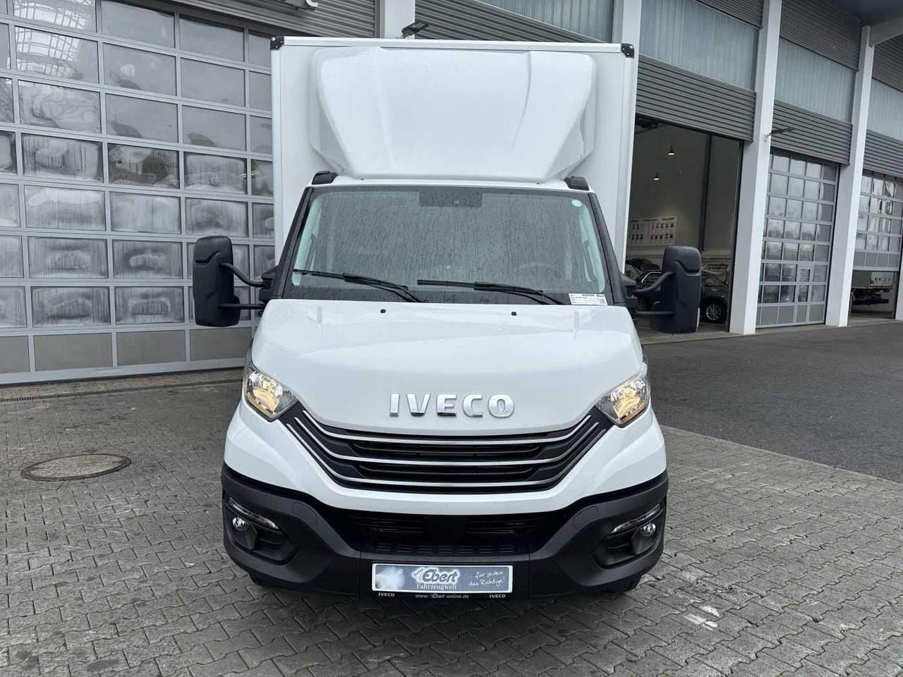 Iveco Daily 70C18 HA8 *R5.100mm*LBW*Luft*Automatik* - Xe tải nhỏ thùng kín: hình 2 Iveco Daily 70C18 HA8 *R5.100mm*LBW*Luft*Automatik* - Xe tải nhỏ thùng kín: hình 2
