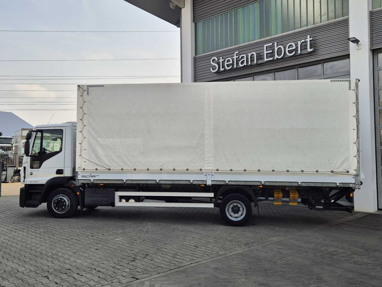 Iveco Eurocargo ML120E25 LBW 1.500kg Klima 3 Sitze - Xe tải thùng mui bạt: hình 5 Iveco Eurocargo ML120E25 LBW 1.500kg Klima 3 Sitze - Xe tải thùng mui bạt: hình 5