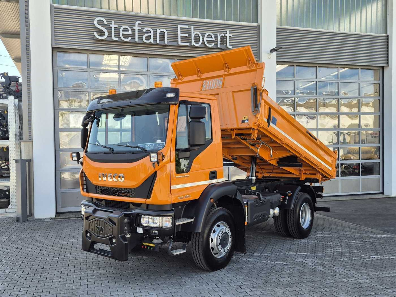 Iveco Eurocargo ML150E28W 4x4 Winterdienst Vorb. 2xAHK - Xe ben: hình 1 Iveco Eurocargo ML150E28W 4x4 Winterdienst Vorb. 2xAHK - Xe ben: hình 1