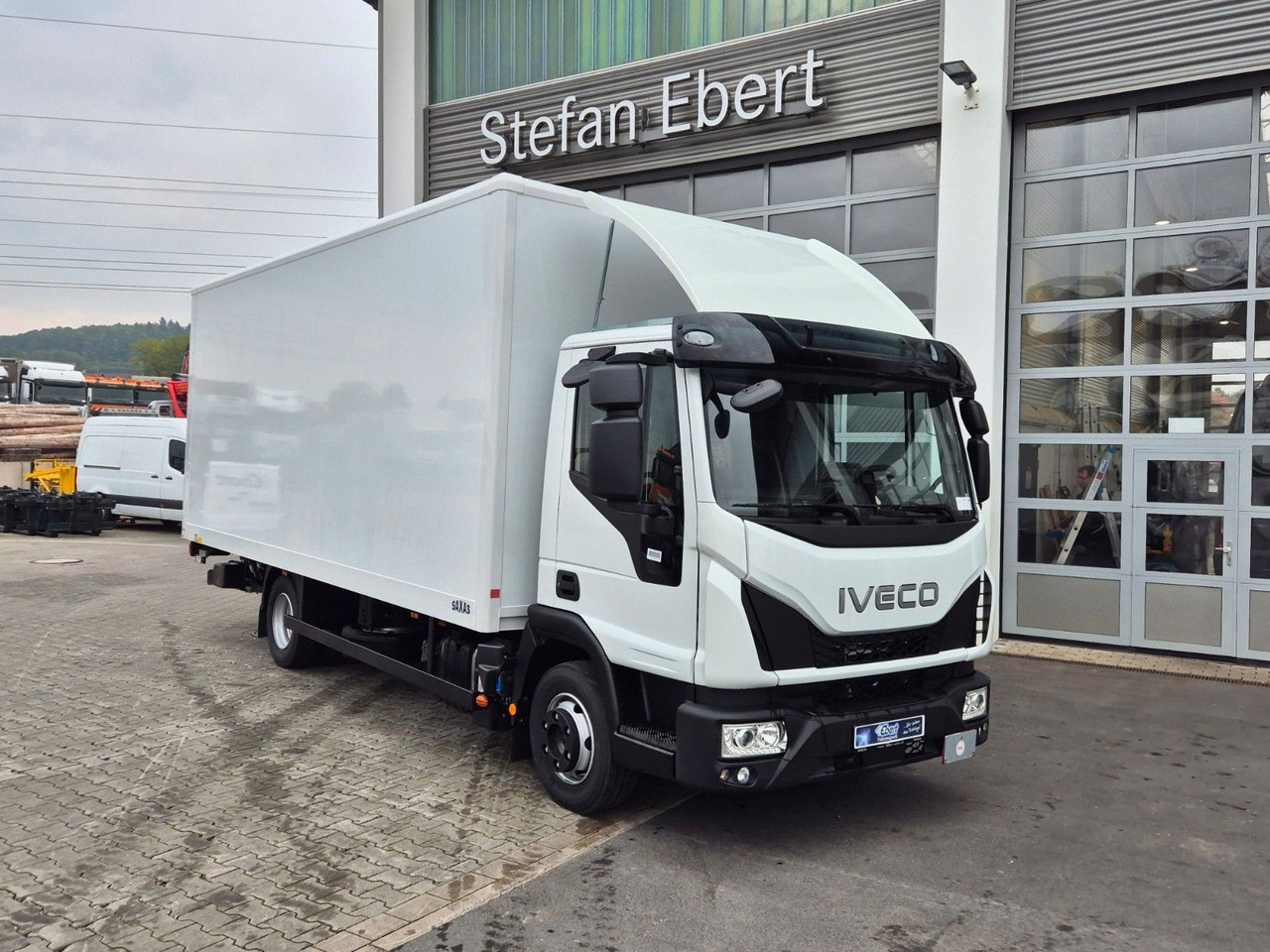 Iveco Eurocargo ML75E21/P LBW 3 Sitze Klima - Xe tải nhỏ thùng kín: hình 2 Iveco Eurocargo ML75E21/P LBW 3 Sitze Klima - Xe tải nhỏ thùng kín: hình 2
