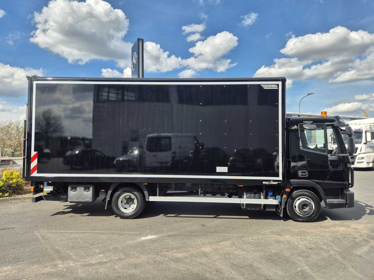 Iveco Eurocargo ML80E21/P LBW Bär 1.500kg 2x AHK - Xe tải nhỏ thùng kín: hình 4 Iveco Eurocargo ML80E21/P LBW Bär 1.500kg 2x AHK - Xe tải nhỏ thùng kín: hình 4