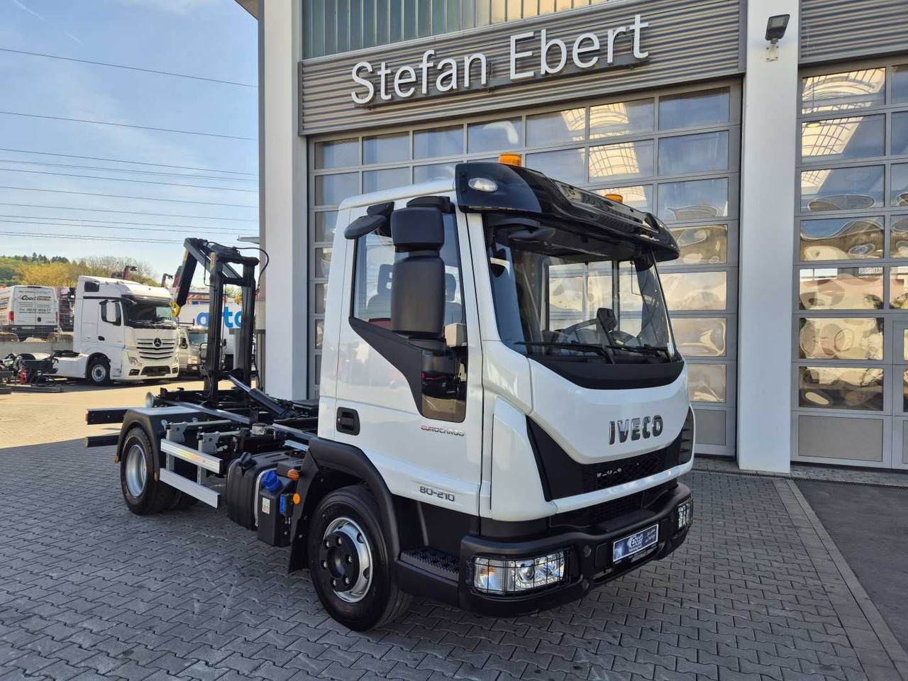 Iveco Eurocargo ML80E21K 4x2 Hyva 05-32-K-DIN-BF 2xAHK - Xe tải nâng móc: hình 1 Iveco Eurocargo ML80E21K 4x2 Hyva 05-32-K-DIN-BF 2xAHK - Xe tải nâng móc: hình 1