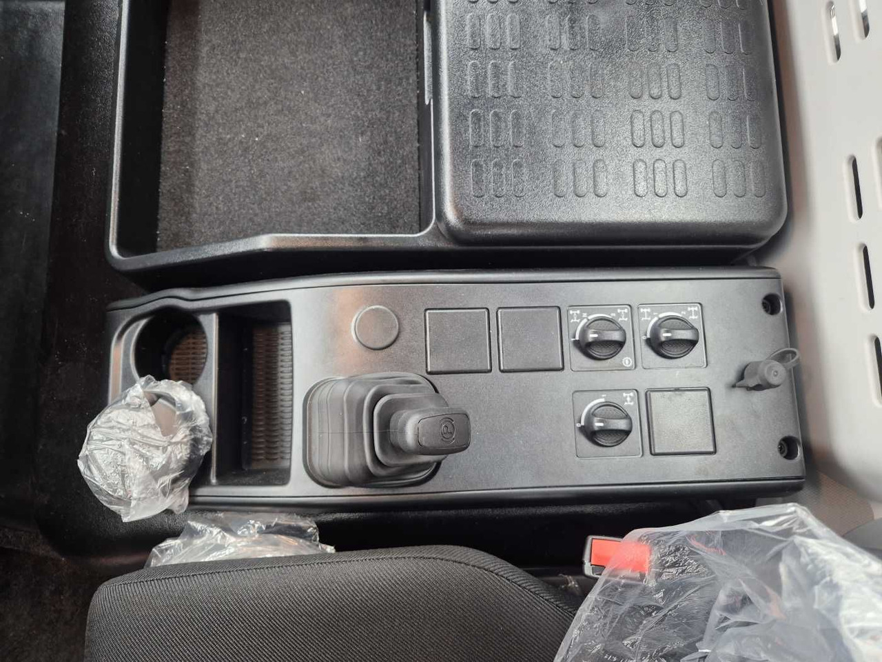 Xe ben Iveco ML150E28W 4x4 Meiller Dreiseitenkipper 2xAHK: hình 14