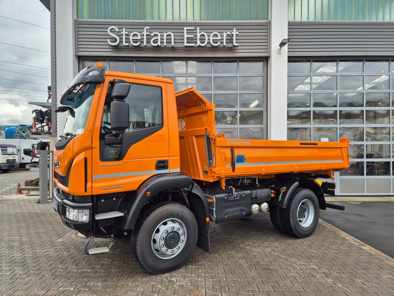 Iveco ML150E28W 4x4 Meiller Dreiseitenkipper 2xAHK - Xe ben: hình 4 Iveco ML150E28W 4x4 Meiller Dreiseitenkipper 2xAHK - Xe ben: hình 4