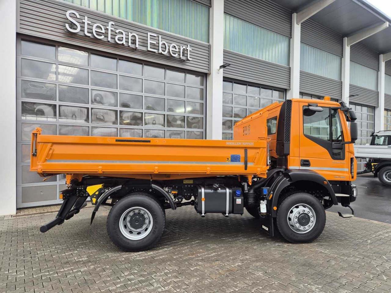 Iveco ML150E28W 4x4 Meiller Dreiseitenkipper 2xAHK - Xe ben: hình 5 Iveco ML150E28W 4x4 Meiller Dreiseitenkipper 2xAHK - Xe ben: hình 5