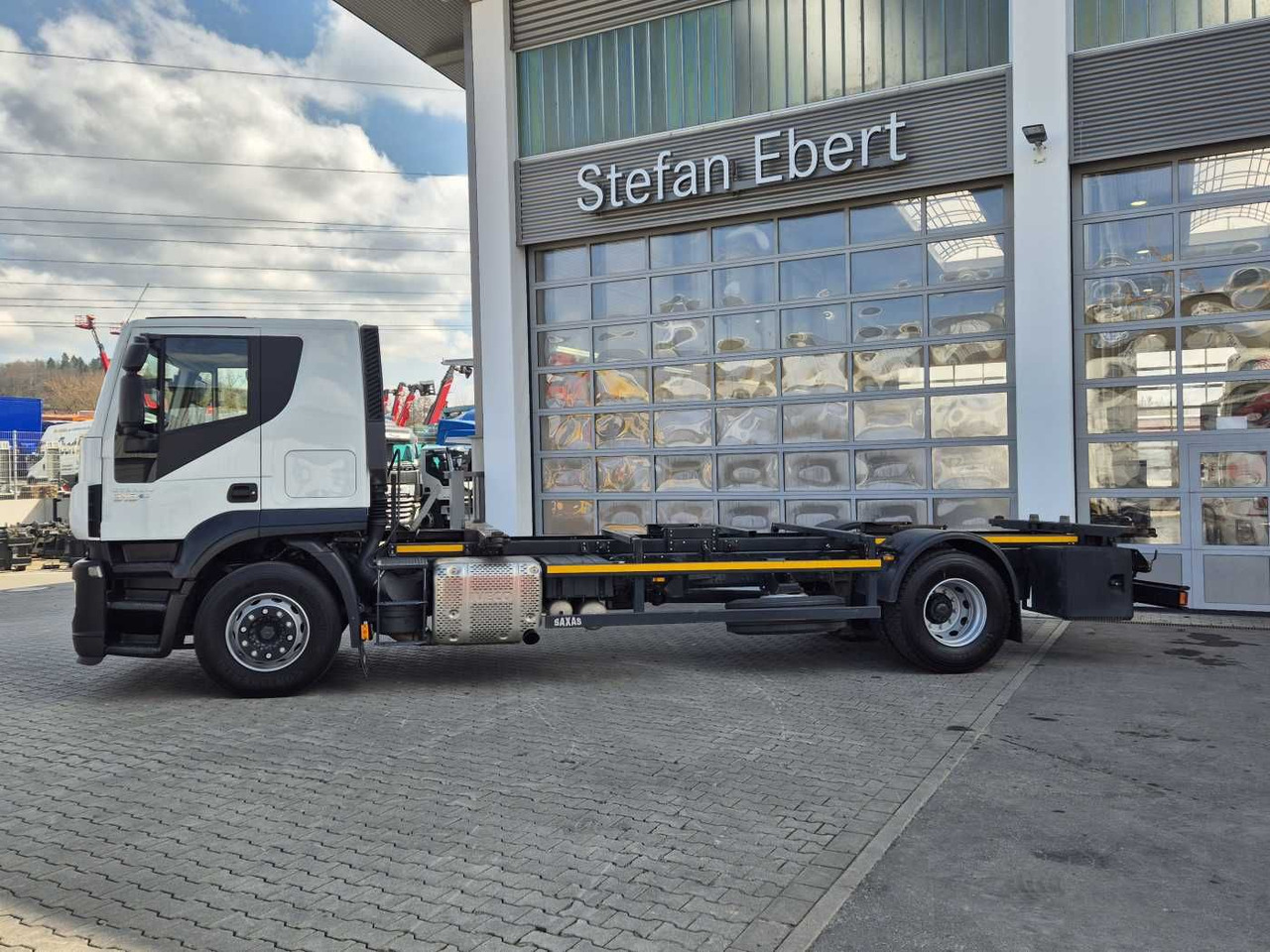 Iveco Stralis AT190S31/P BDF Klima Standh. AHK Bett - Xe chở container/ Xe tải hoán đổi thân: hình 5 Iveco Stralis AT190S31/P BDF Klima Standh. AHK Bett - Xe chở container/ Xe tải hoán đổi thân: hình 5