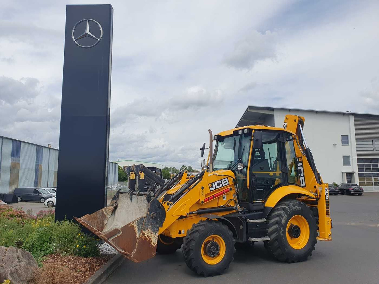 JCB 3CX / Gabel & 4in1 Schaufel / nur 1.561h / 2022 - Máy xúc trước múc sau: hình 1 JCB 3CX / Gabel & 4in1 Schaufel / nur 1.561h / 2022 - Máy xúc trước múc sau: hình 1
